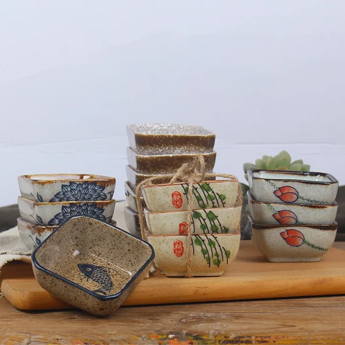 4pcs Square Ceramic Sushi Dishes Set Japanese Soy Sauce Dish Seasoning Saucers Mini Plates Salad Sauce Gravy Boat Tableware 2
