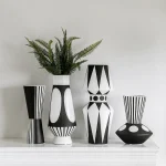 Nordic design creative black and white ceramic vase abstract flower arrangement flower retro desktop home craft decoration 1