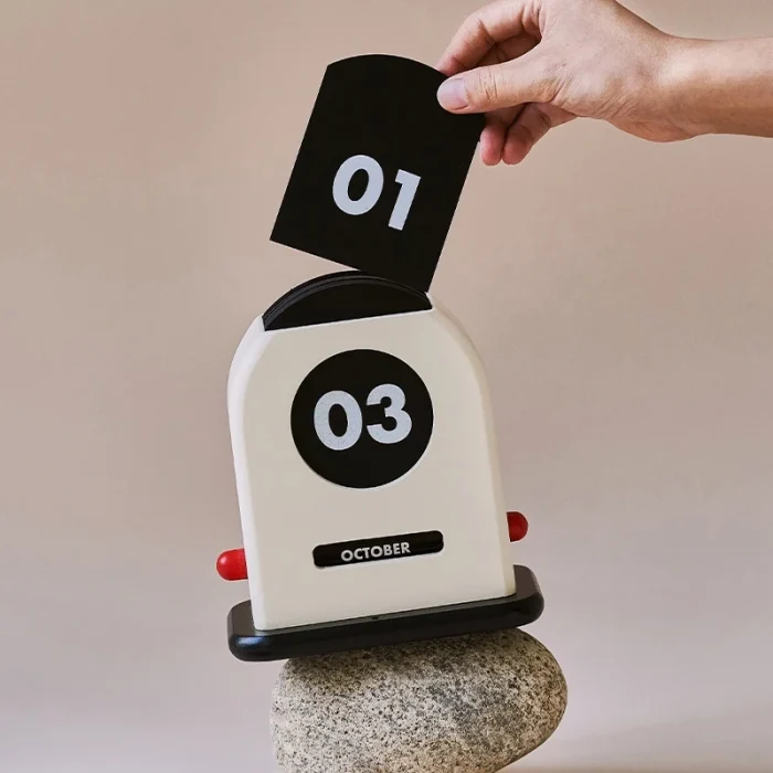 Nordic Style Designer Wooden Retro Calendar Creative Perpetual Calendar Desk Calendar Ornaments 1