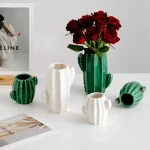 Creative White Ceramic Cactus Vase Ornament Living Room Bedroom Flower Arrangement Art Vase Christmas Background Decoration Vase 3