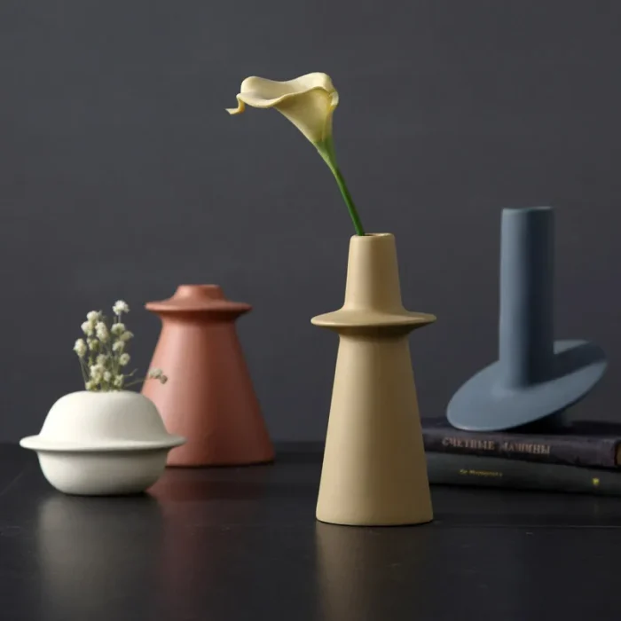Nordic Geometric Irregular Morandi Vase Ceramic Decoration Creative Frosted Living Room Dried Flower Vase Simple Decoration 3