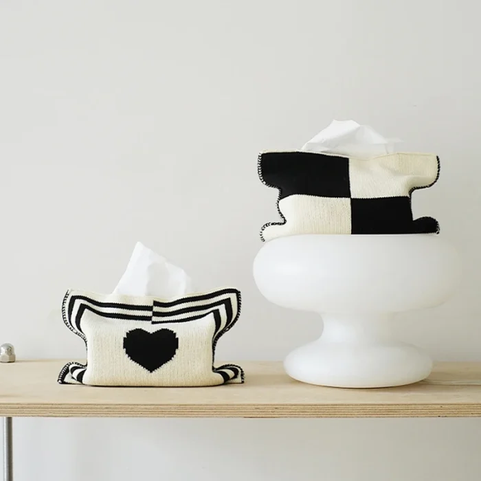 Nordic style heart-shaped pattern knitted tissue bag Modern simple household decoration tissue bag Creative desktop tissue box 1