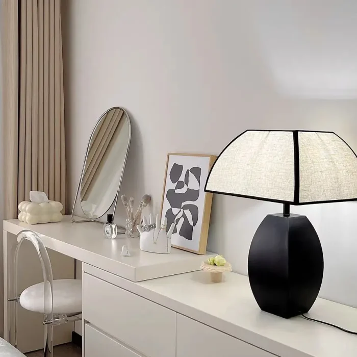 E27 Table Lamp Retro Fabric Square Cover Modern Minimalist Living Room Study Bedroom Style Chinese Bedside Lamp 1