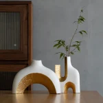 Creative electroplating golden shaped ceramic vase simple and modern interior decoration home decoration accessories crafts 3
