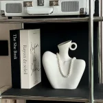 Creative Ceramic Human Body Ceramic Vase Ornaments Living Room Entrance Bedroom Desktop Necklace Storage Flower Arrangement Vase 1