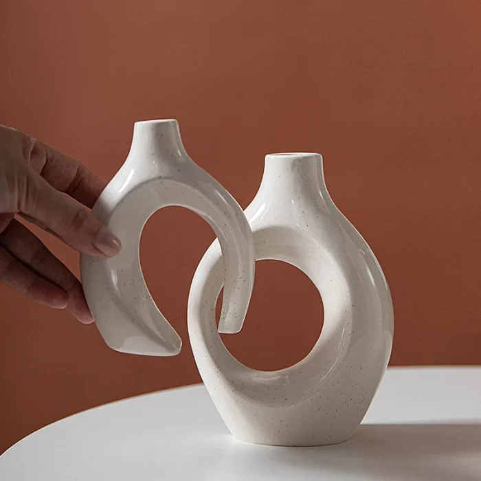 Nordic Special-shaped Ceramic Candlestick Vase Ornaments Creative Circle Candel Holder Home Living Room Candlestick Crafts 4