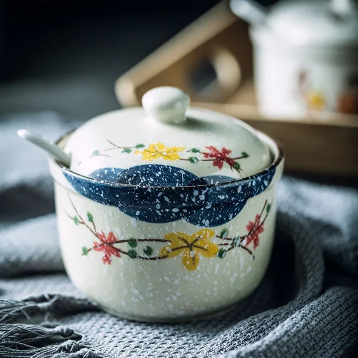 1pcs Ceramic Seasoning Jar With Lid And Spoon Kitchen Spice Jars For Salt/Sugar/Pepper/Tea Japanese Style Condiment Storage Box 2