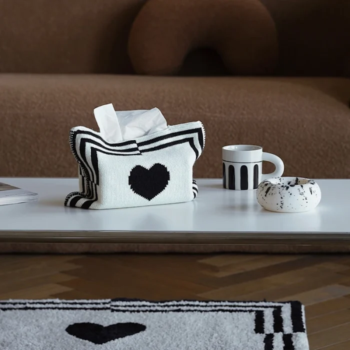 Nordic style heart-shaped pattern knitted tissue bag Modern simple household decoration tissue bag Creative desktop tissue box 4