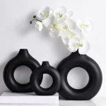 1Pcs Plastic Flat Minimalist Vase Wedding Decoration Donut Shape Flower Vase Oval Hollow Black Vases Fashion Home Living Room 4