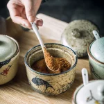 1pcs Ceramic Seasoning Jar With Lid And Spoon Kitchen Spice Jars For Salt/Sugar/Pepper/Tea Japanese Style Condiment Storage Box 4