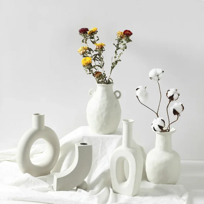 Jingdezhen White Porcelain Crafts Ceramic Vase Creative Small Flower Vase Ornaments Tabletop Vases Home Decoration Wedding Gifts 1