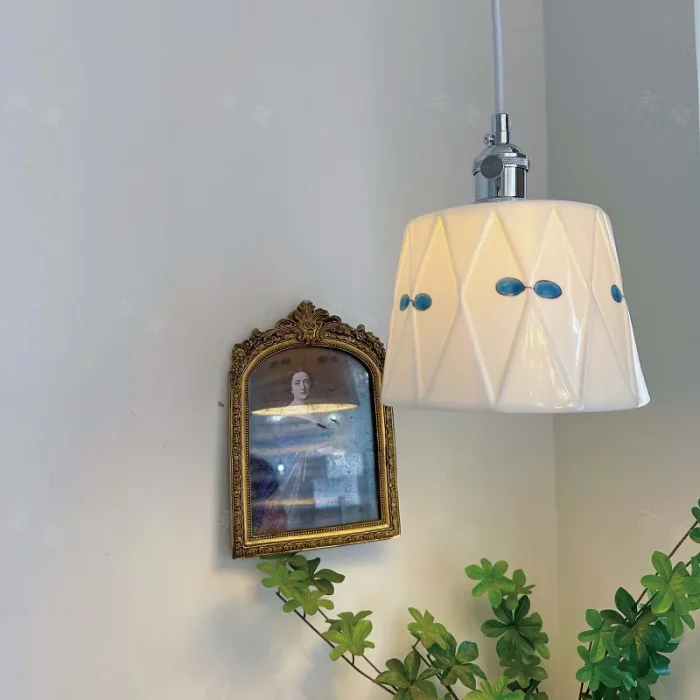 Retro Brass Glazed Printed Ceramic Chandelier Bedroom Bedside Atmosphere Light Restaurant Bar Entrance Bay Window Chandelier 2