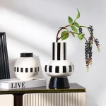 Nordic Ins Black and White Ceramic Vase Ornaments Living Room Bedroom Flower Arrangement Art Vases Home Decoration Accessories 2