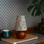 Retro Floral Small Table Lamp Bedside Lamp French Pastoral Style Decoration Solid Wood Table Lamp Indoor Atmosphere Lamp 5