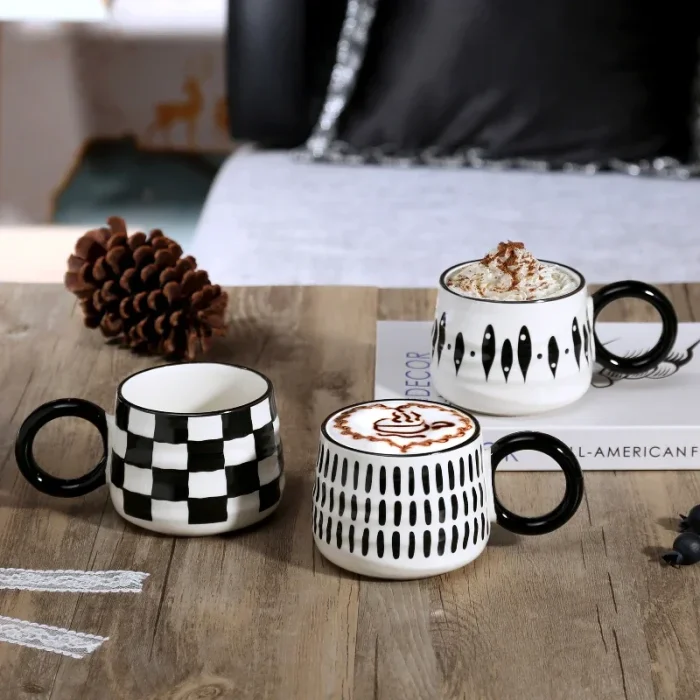 Underglaze Color Black and White Creative Ceramic Mugs Nordic Style Retro Latte Coffee Cup Simple Afternoon Tea Cups New Gifts 1