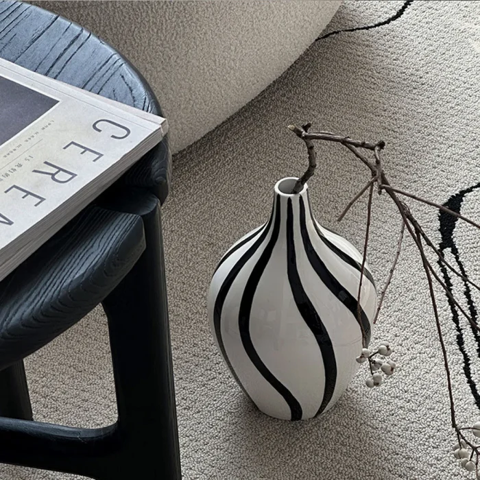 Nordic Black and White Striped Ceramic Vase Living Room Homestay Dining Table Flower Arrangement Art Vases Wedding Decoration 4