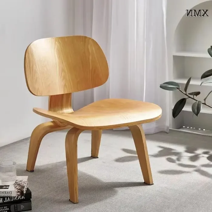Living Room Chairs Nordic Solid Wood Leisure Chair Creative Simple Modern Designer Single Sofa Chair Aircraft Shell Chair 2