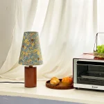 French Style Fresh Flowers Romantic Atmosphere Bedside Table Lamp Solid Wood Bedroom Study Photo Decoration Floral Lamp 3
