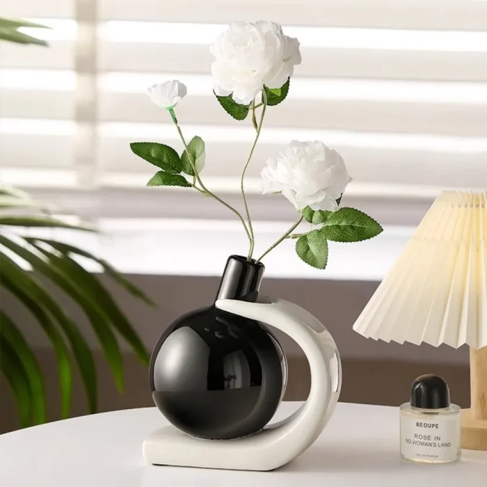 Nordic Geometric Ceramic Vase Ornaments Living Room Wine Cabinet TV Cabinet Desktop Art Dry Flower Vase Wedding Vase Decoration 2