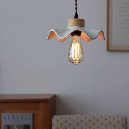 Ceramic Small White Lamp Nordic Simple Retro Solid Wood Restaurant Bar Entrance Decorative Lamp Japanese Bedside Cafe Chandelier 2
