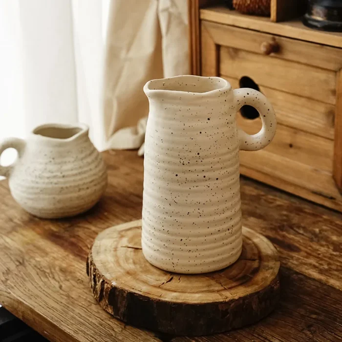 Nordic Style Retro Art Ceramic Flower Bottle Modern Light Luxury Dried Flower Arrangement Home Soft Decorations Vases Minimalist 3