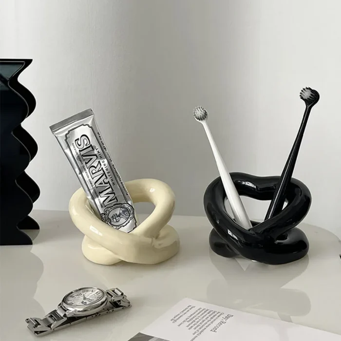 Nordic Love Shape Ceramic Toothbrush Holder Ornaments Bedroom Bedroom Bathroom Couple Washstand Dental Equipment Storage Crafts 1