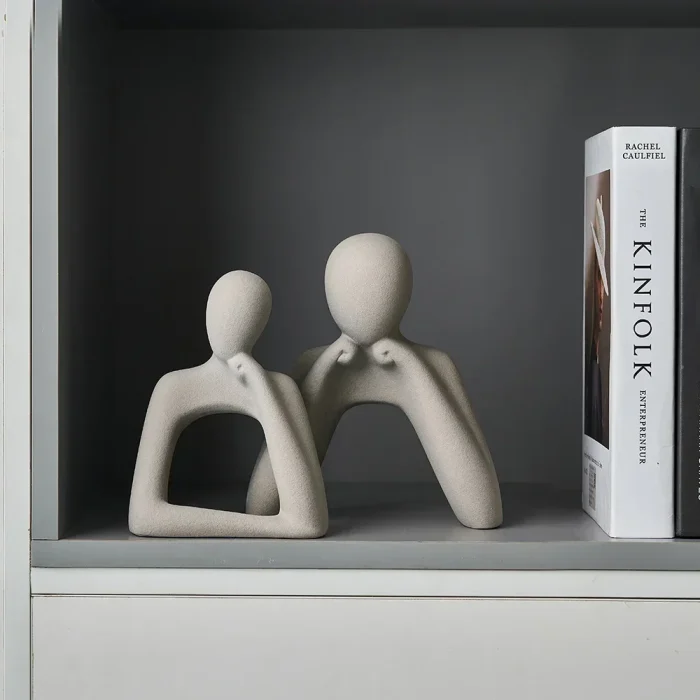Artistic Home Decor Couple Statues European Interior Desktop Cabinet Accessories Ceramic Decorative 2pcs Sculpture Crafts Gifts 1