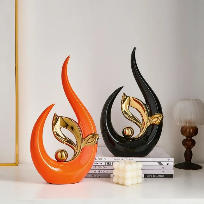 Artistic Ceramic Statue Light Luxury Living Room Decoration Sculptures and Figurines Office Desk Accessories Room Decor 1